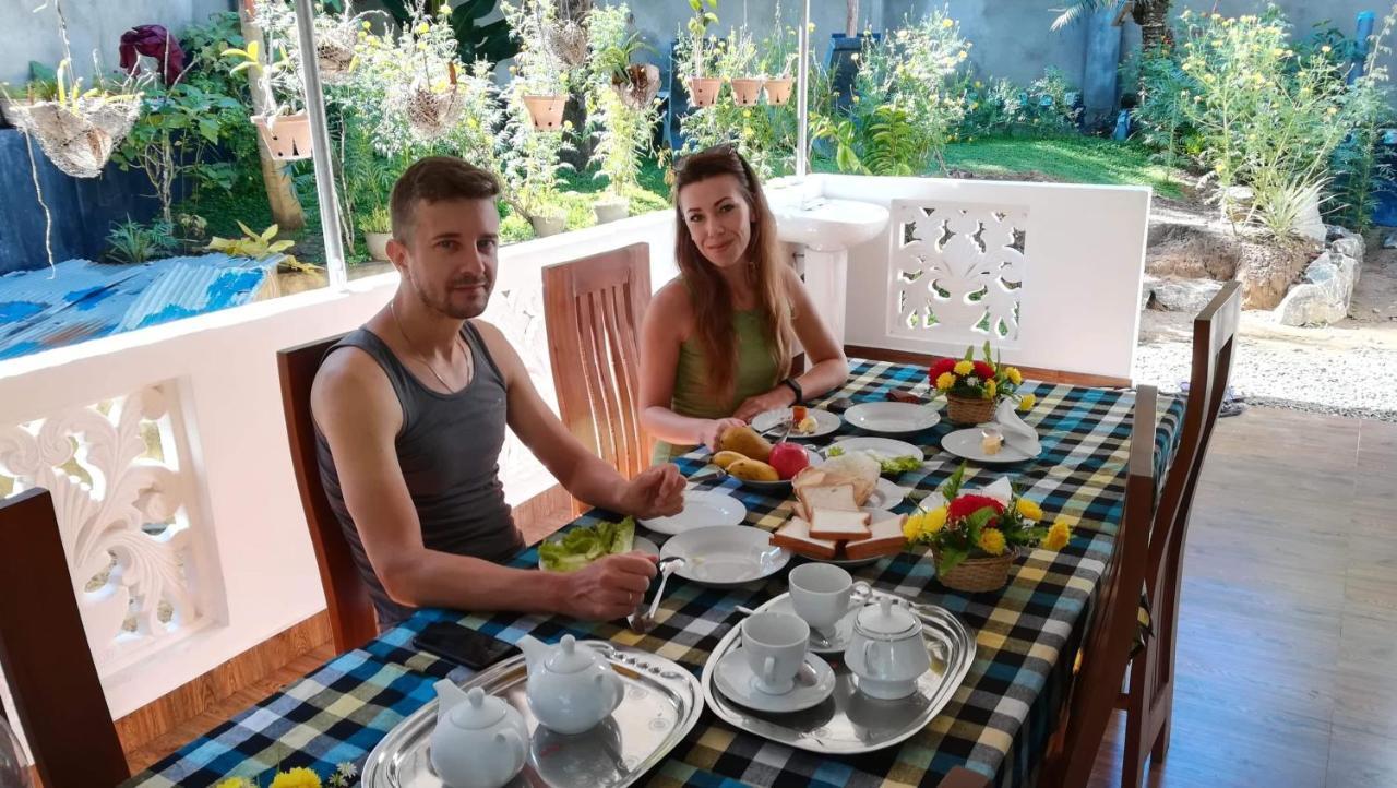 Hispaniola Inn Mirissa Zewnętrze zdjęcie